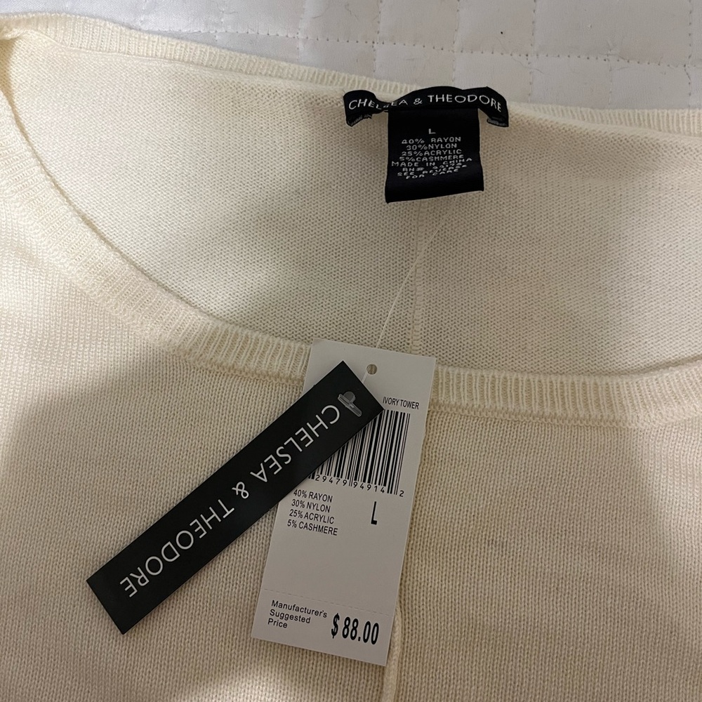 Womens sweater - L